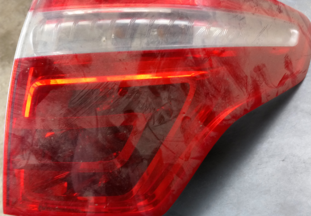 Feu ARD pour C4 Citroën picasso 