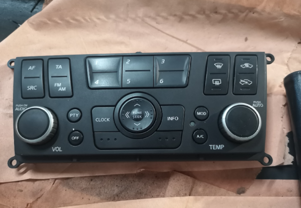 Console de clim pour Nissan Almera 