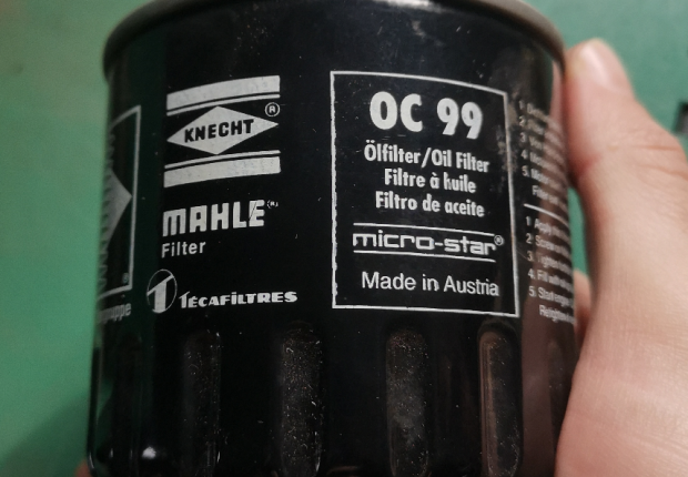 OC99 Filtre à huile Mahle 