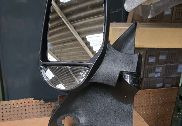 1821780 Rétro gauche court Ford Transit 