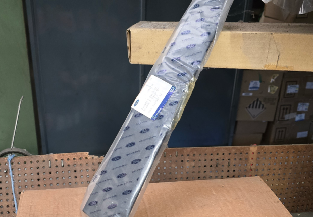 1496738 Ford Kuga Moulure 