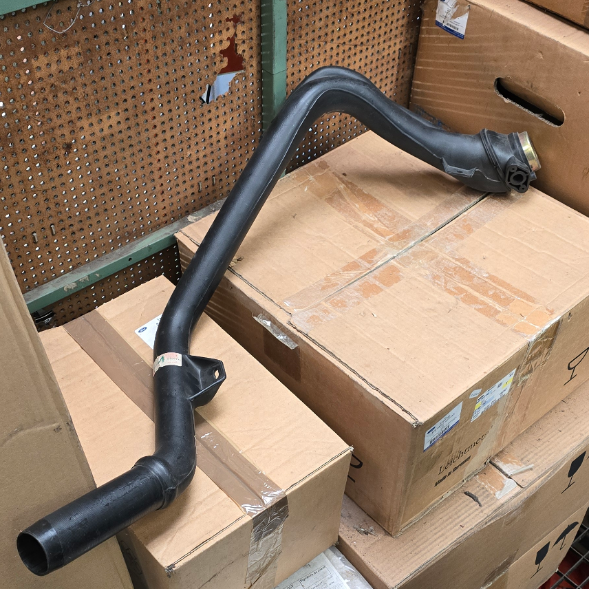 6166971 Ford Escort Tubulure à carburant 