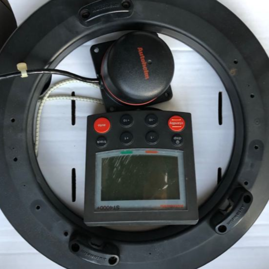 PILOTE AITOMATIQUE RAYMARINE AUTOHELM ST4000+